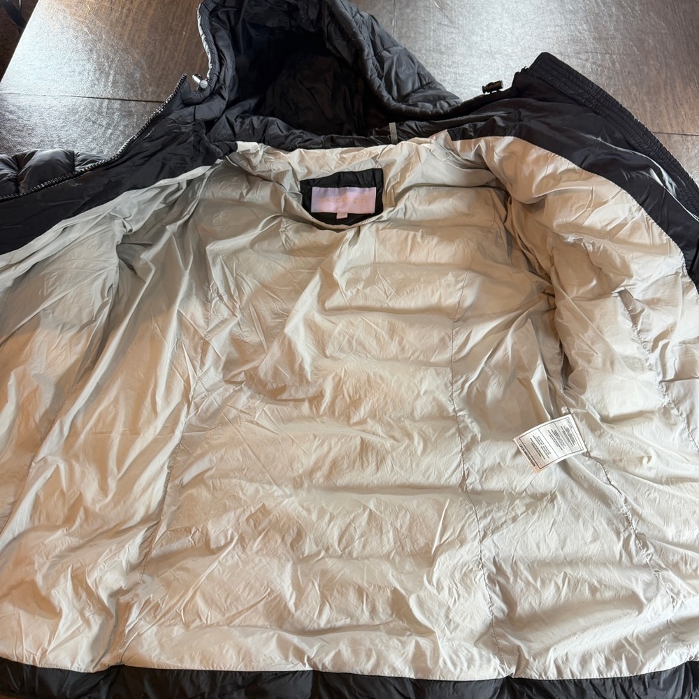 Madden Girl Black Puffer Jacket with Hood Sz L - Picture 6 of 12